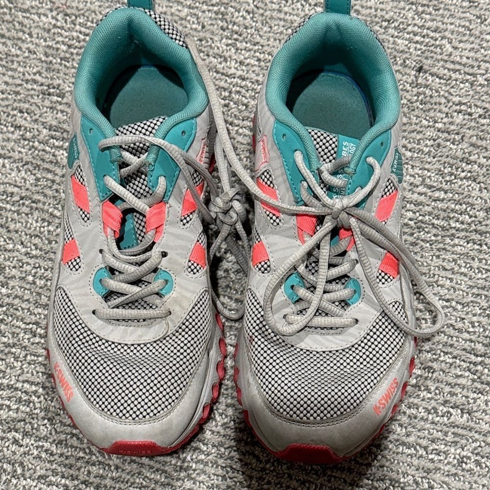 KSwiss Sneakers - Gray and Pink